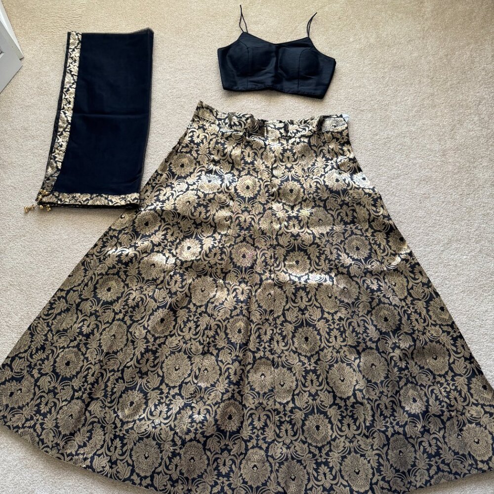 [NEW] Indian Pakistani Lehenga Choli Skirt Blouse Modern Black Gold XS/S